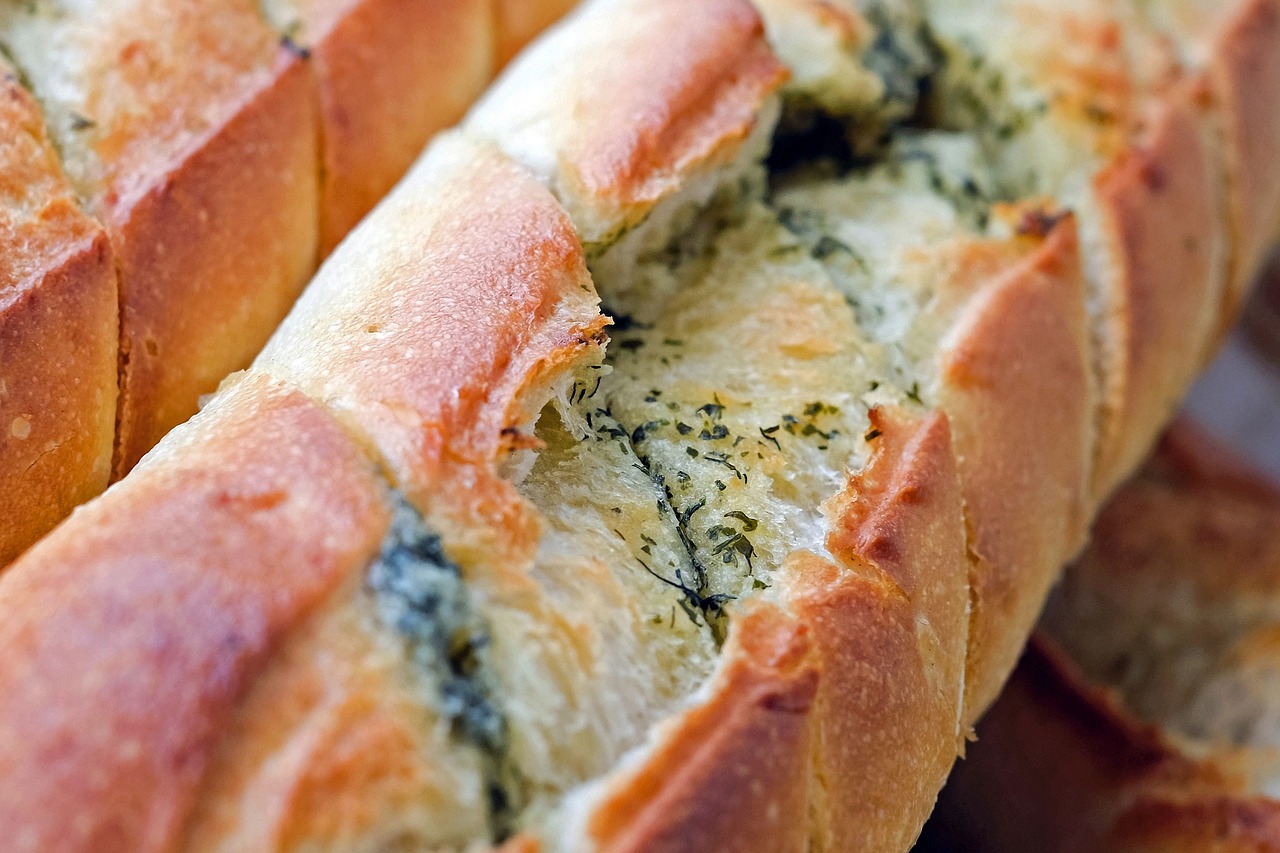 5 Najlepszych Przepisów na Chleb Drożdżowy dla Bochenka z Pełnej Pszenicy