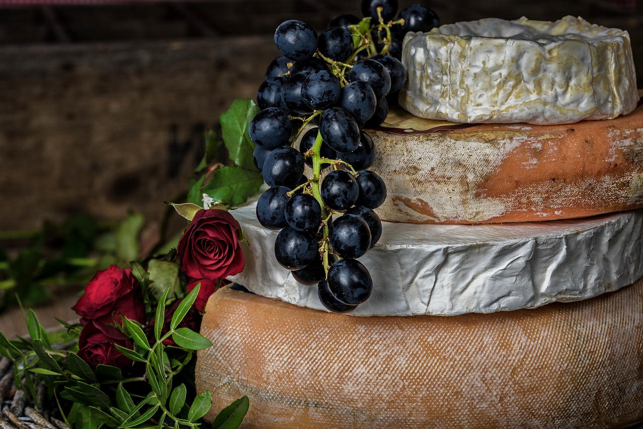 Inspirujące pomysły na tort weselny: designerskie kreacje cukierniczych mistrzów